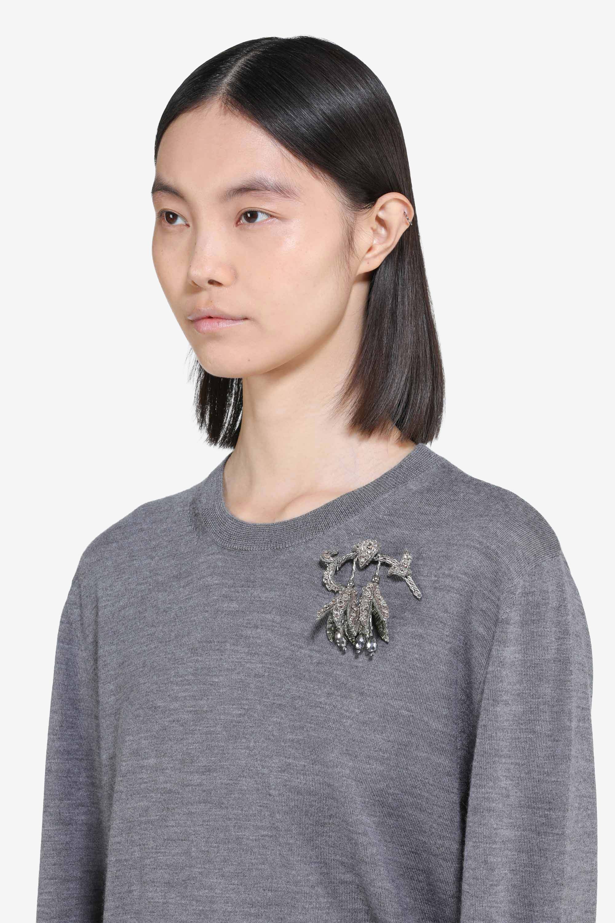 Double flower brooch