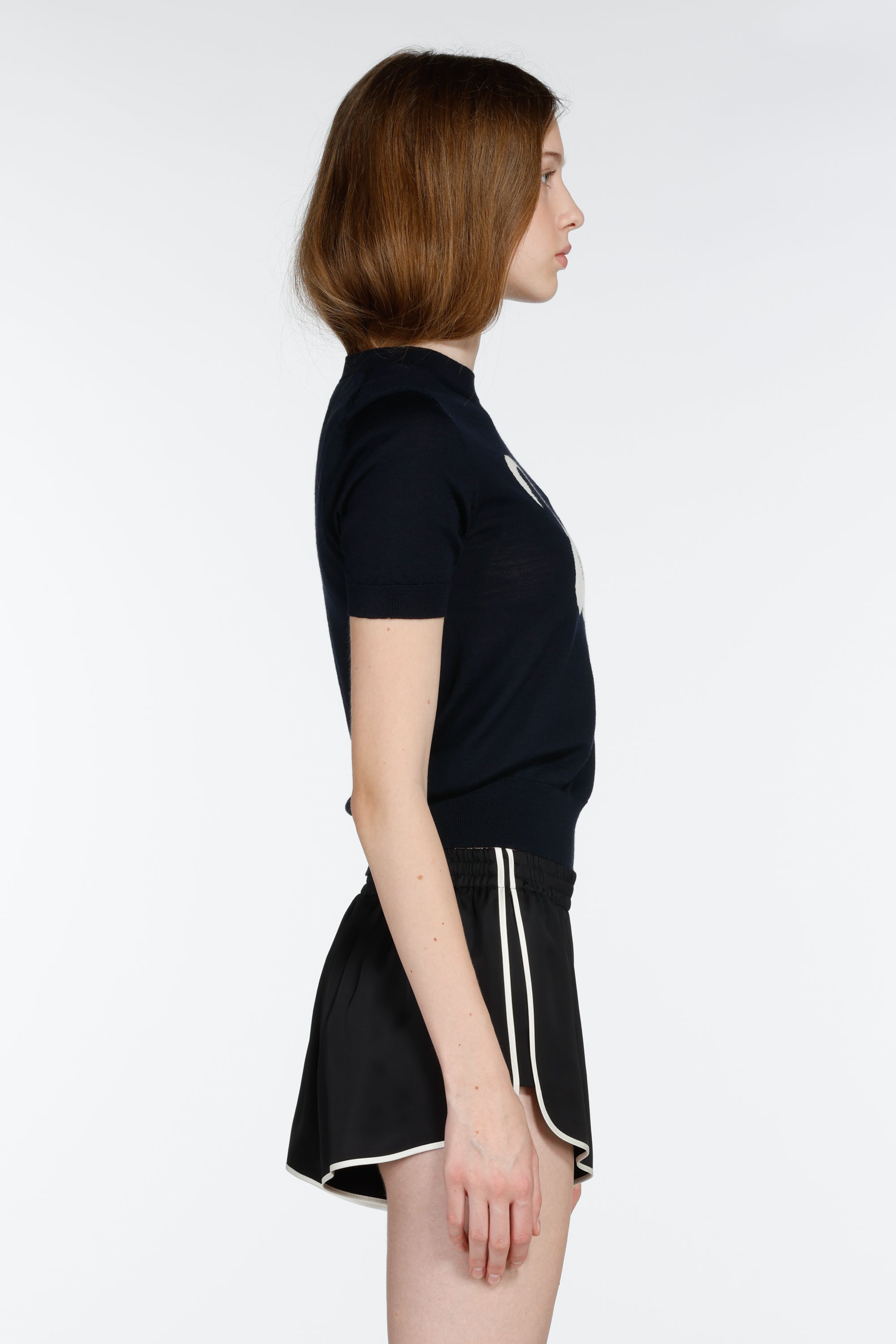 Maglia girocollo a maniche corte con disegno jacquard