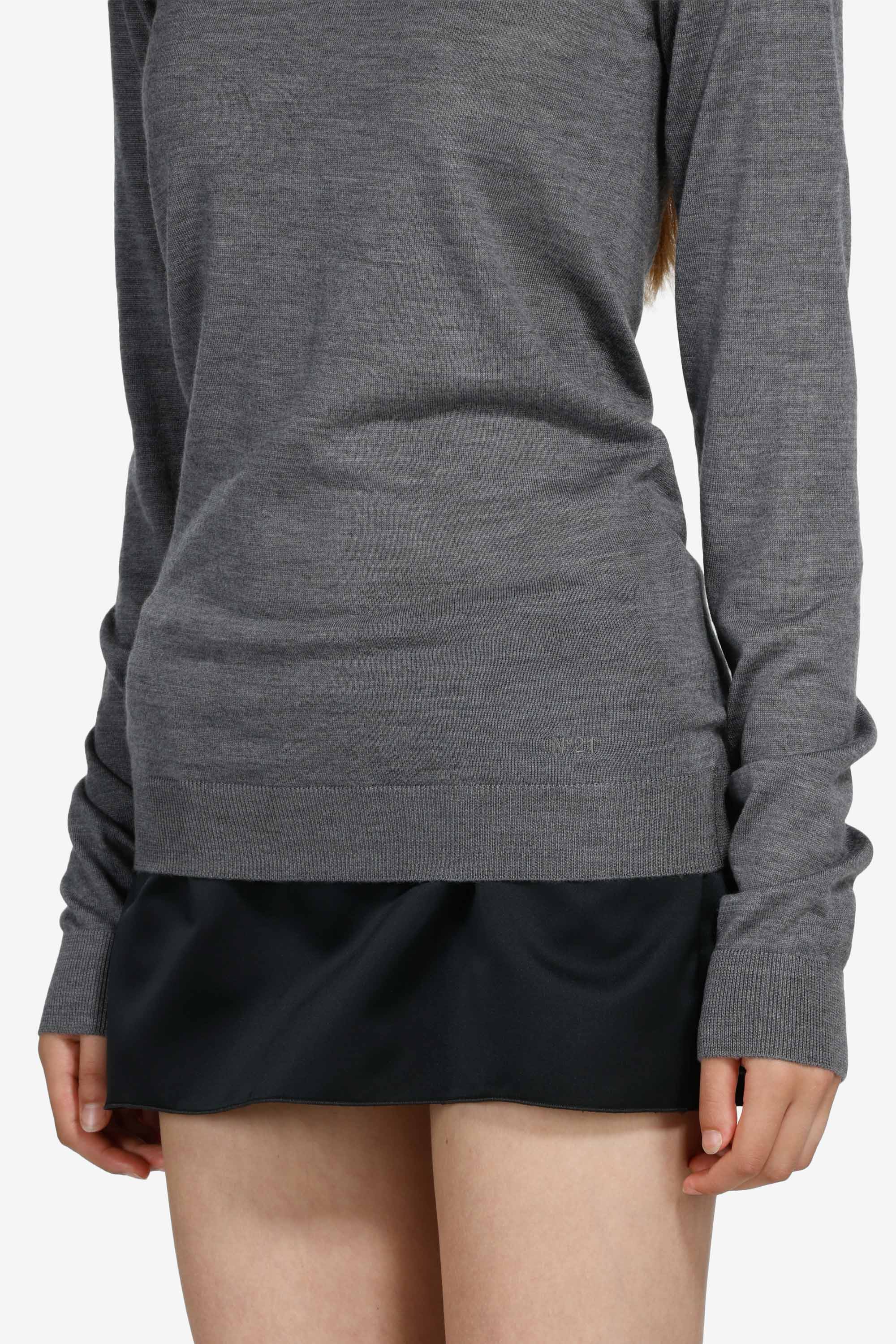 Maglia scollo a barchetta