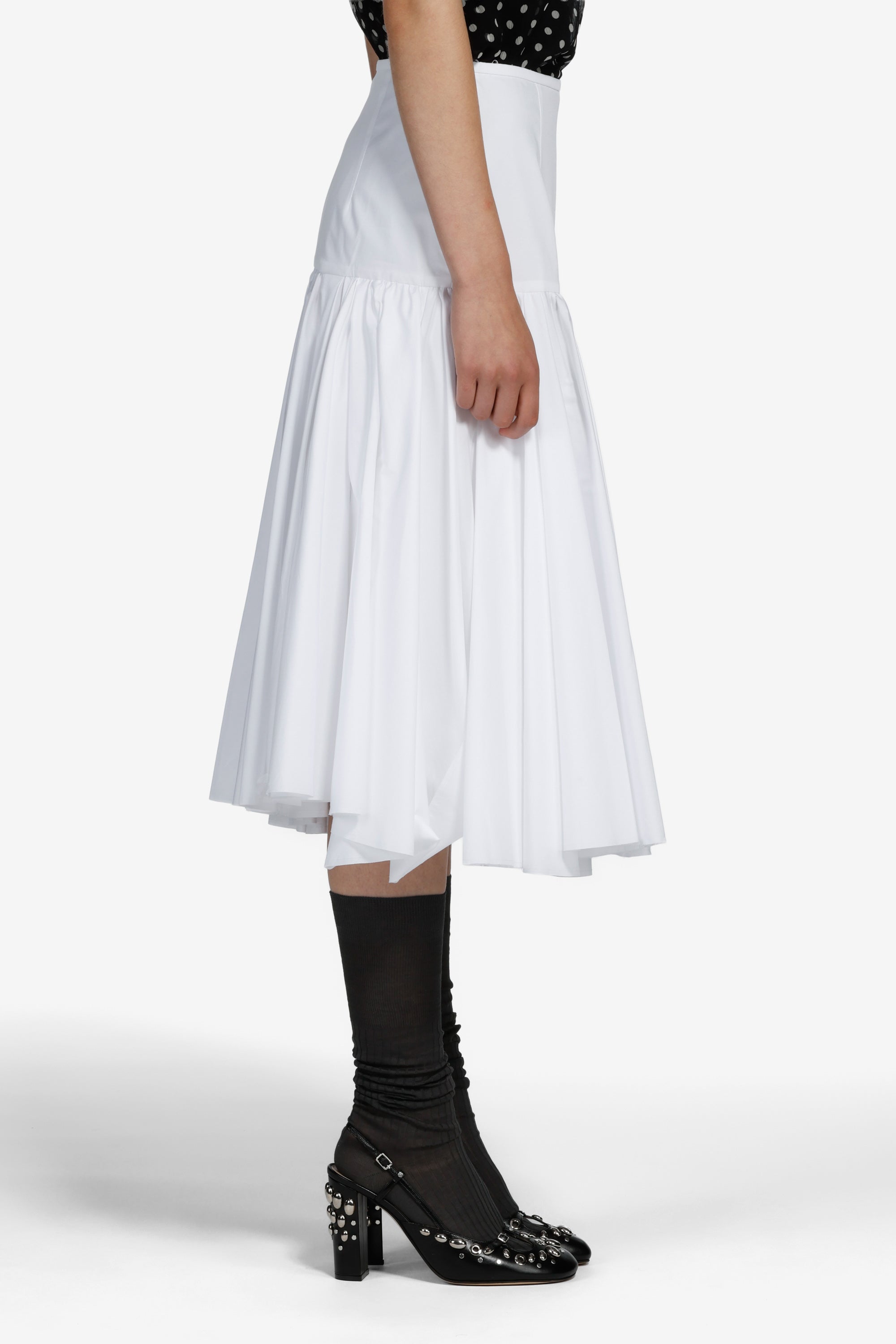 N21 | Pleated Skirt