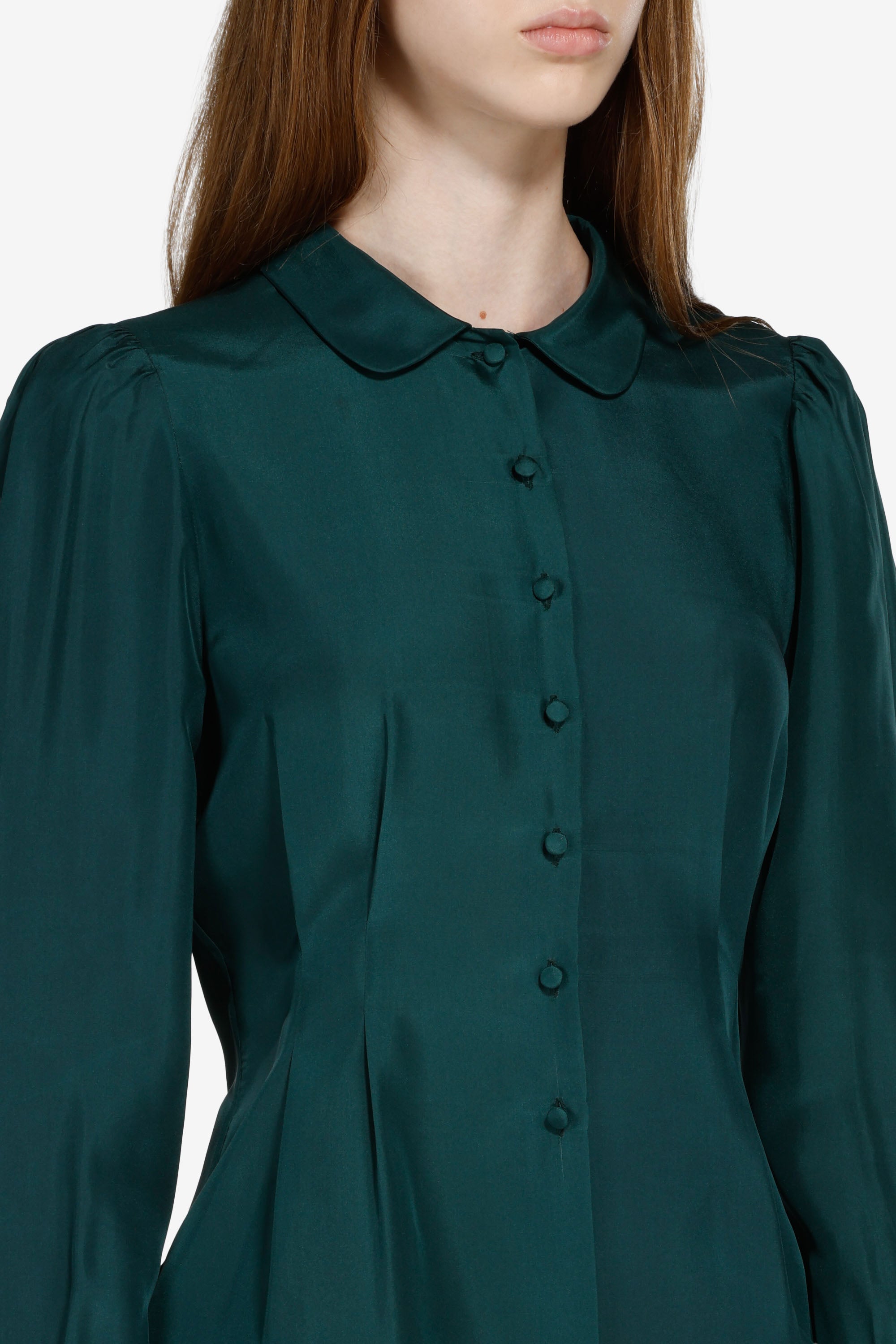 Shirt with puffed sleeves