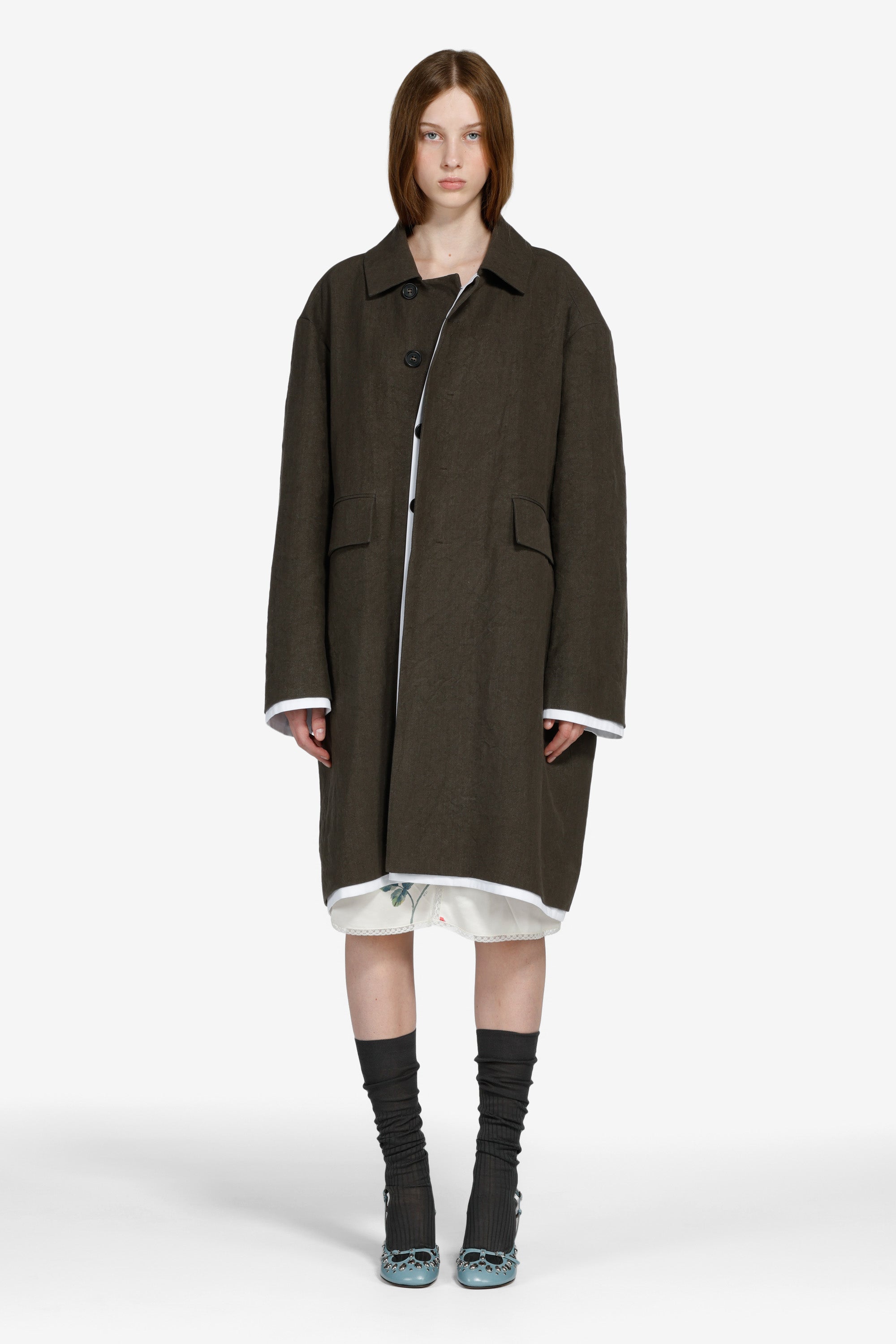 Cappotto monopetto con orlo a contrasto