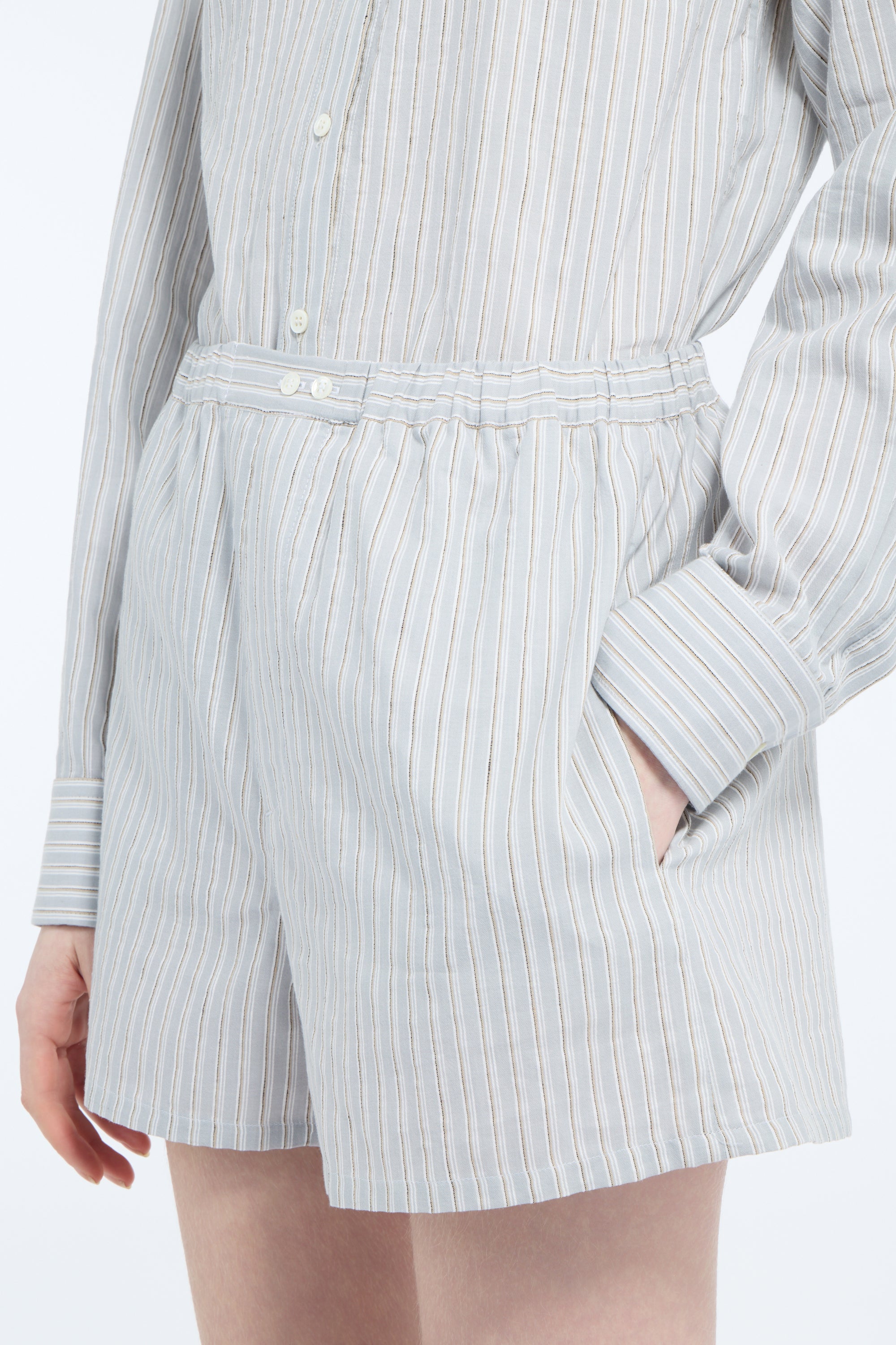 Cotton and linen muslin shorts