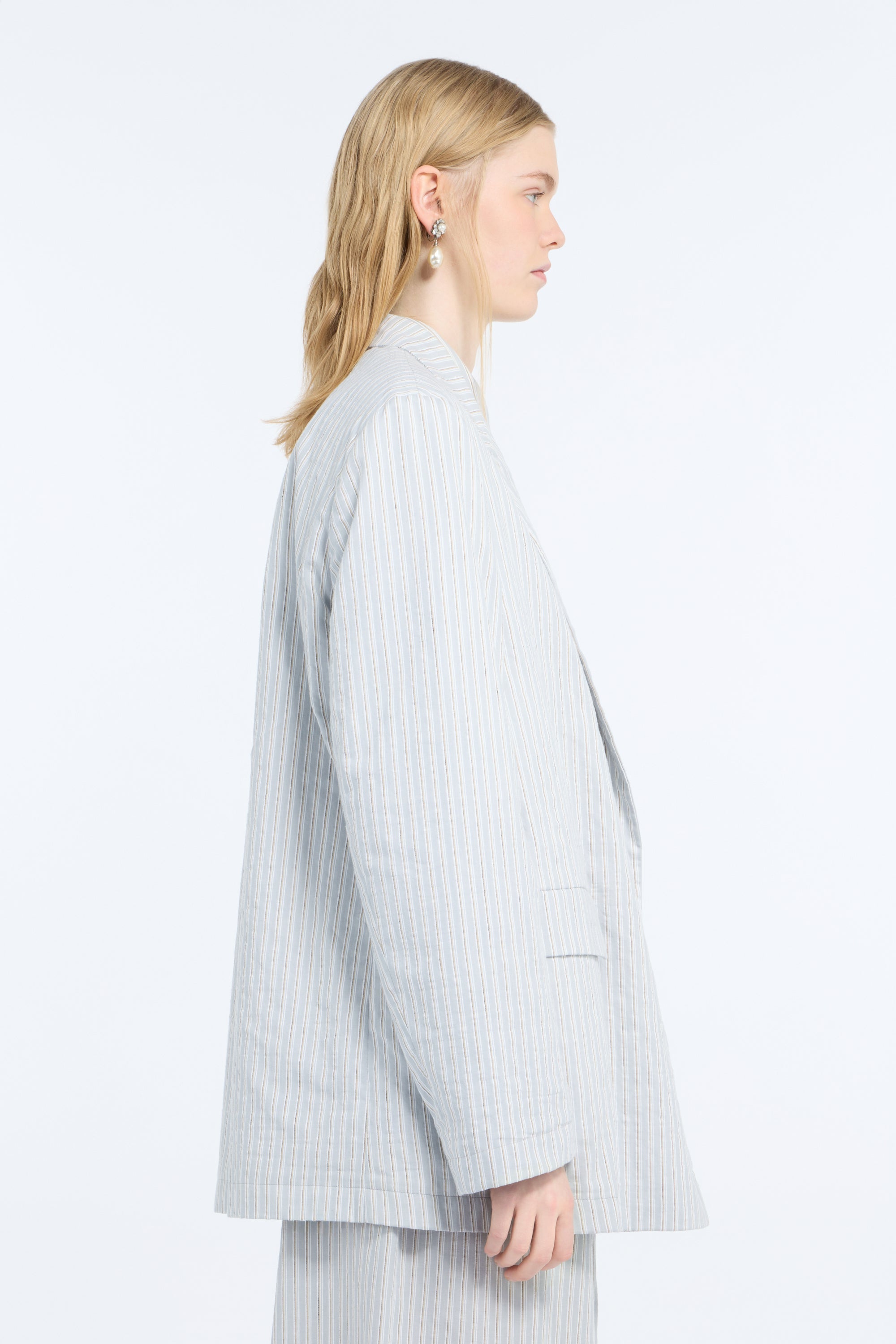 Double-breasted cotton and linen muslin jacket