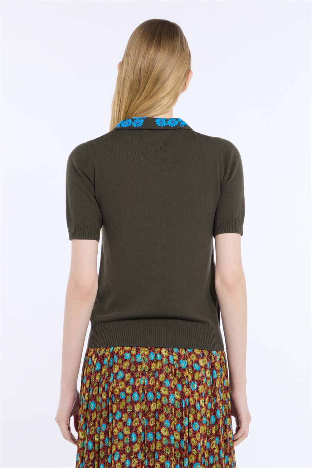 Wool polo shirt with embroidered collar