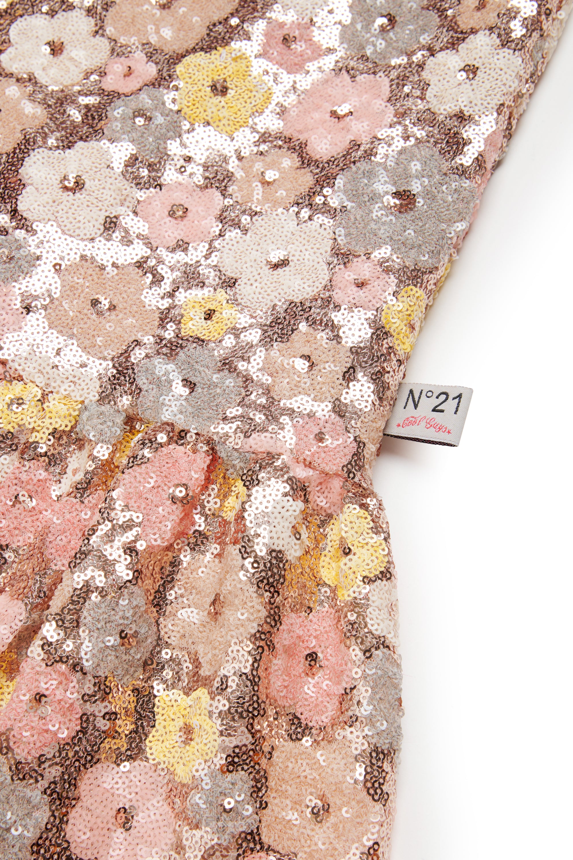 Short dress with sequin fabric