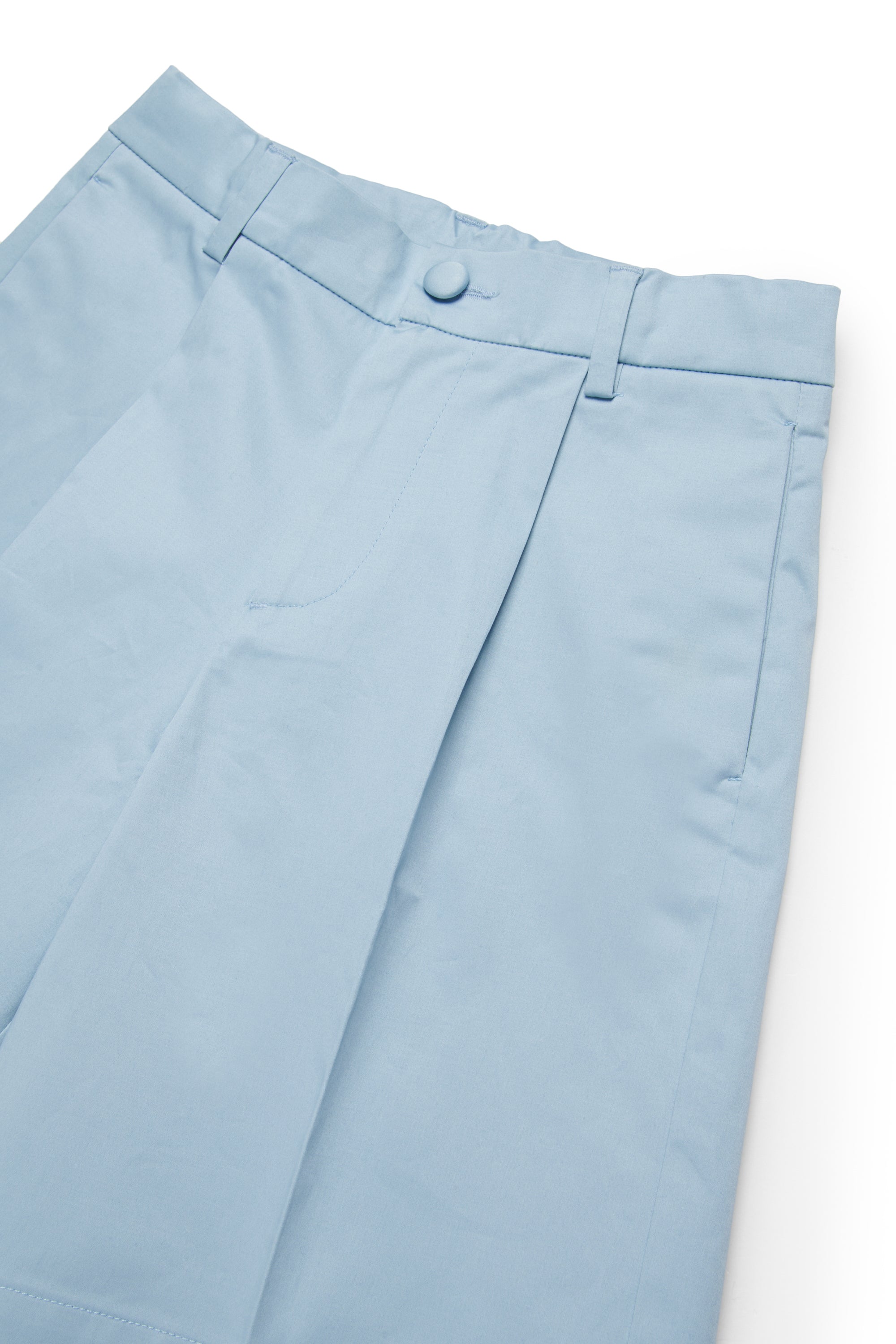 Bermuda al ginocchio