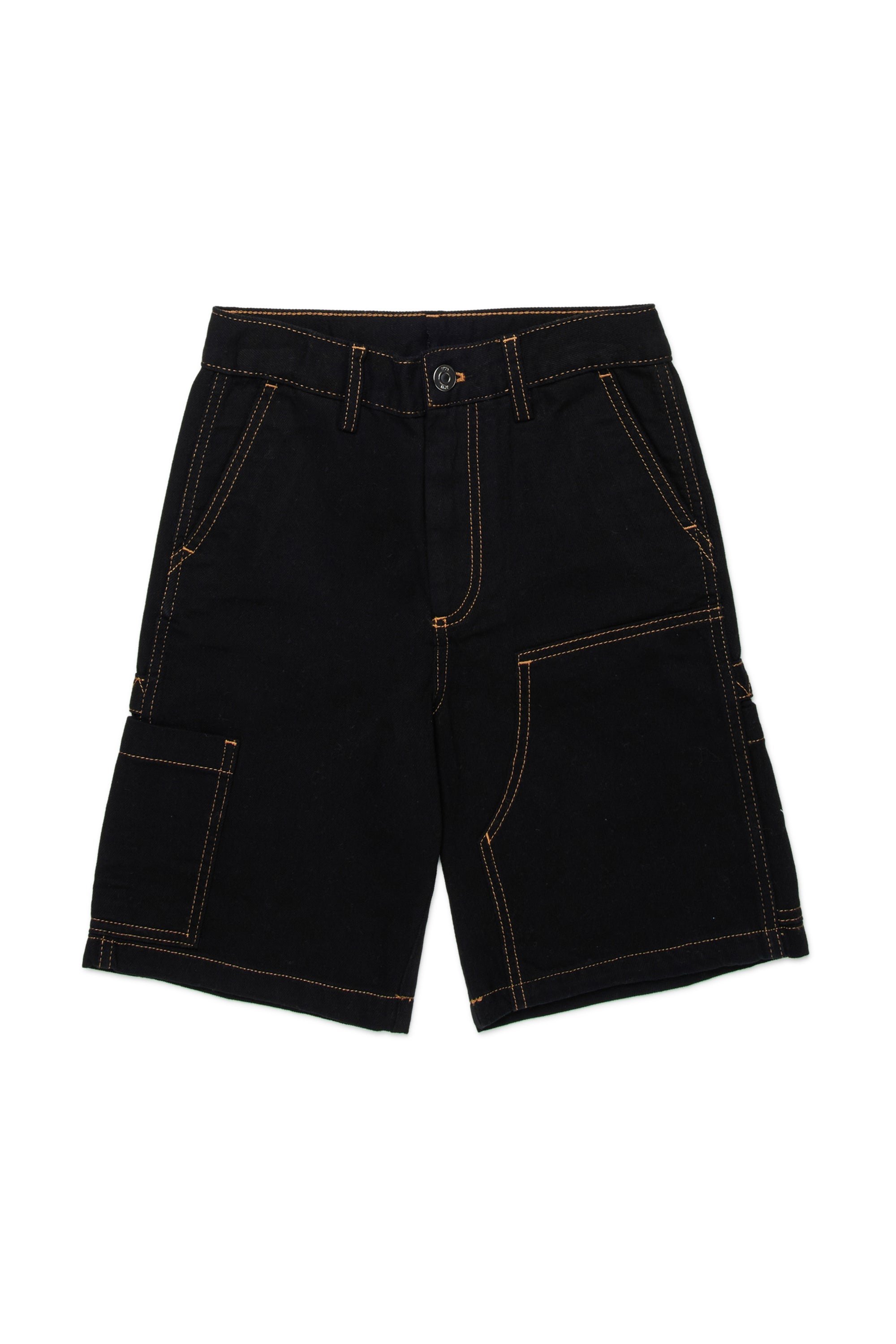 Bermuda shorts with contrasting stitching